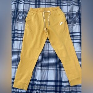 Nike Sweatpants Size Large